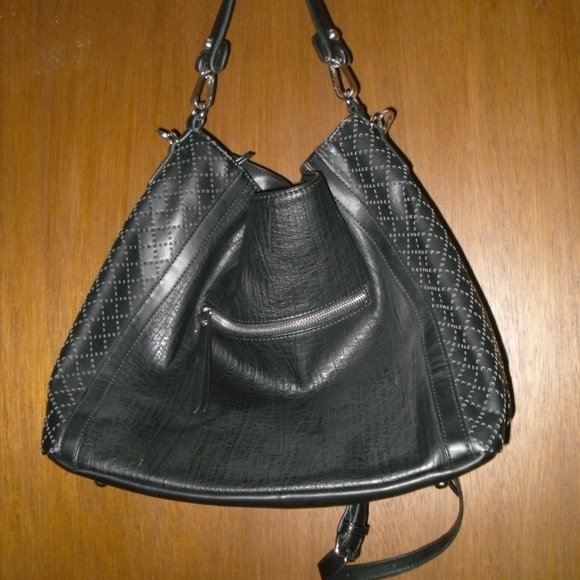 Urban Expressions Holland Hobo Large Chain perforated vegan leather purse black - Picture 8 of 11